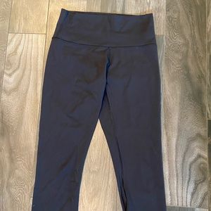 Lululemon Black Wunder Under 21' Leggings Size-6